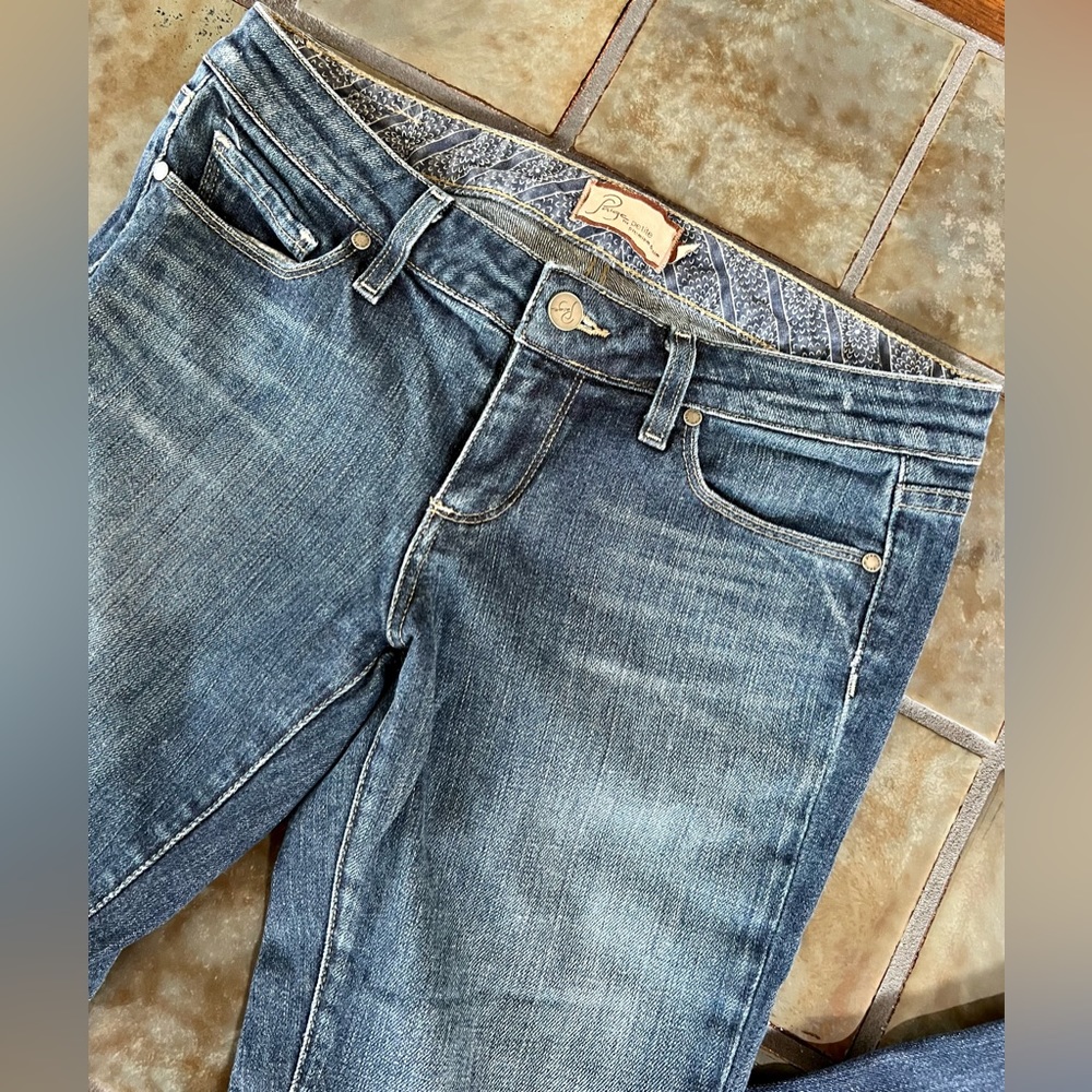 PAIGE “Laurel Canyon” Jeans size 29